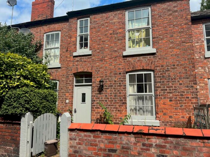 2 Bedroom Cottage To Rent In Abbots Nook, Chester, CH2