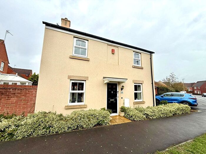 3 Bedroom Detached House For Sale In Bodenham Field, Abbeymead, Gloucester, Gloucestershire, GL4