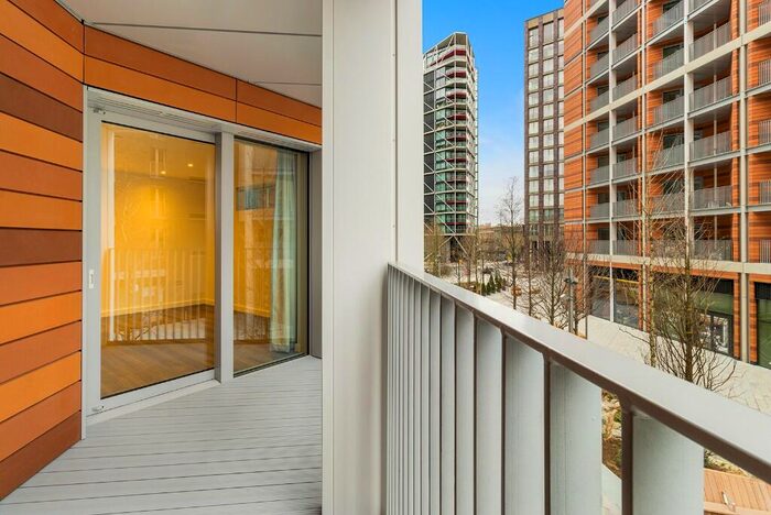 Studio To Rent In Nine Elms Lane, London, SW11