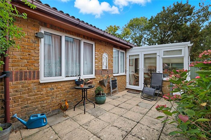 2 Bedroom Bungalow For Sale In Allington Court, Outwood Common Road, Billericay, Essex, CM11