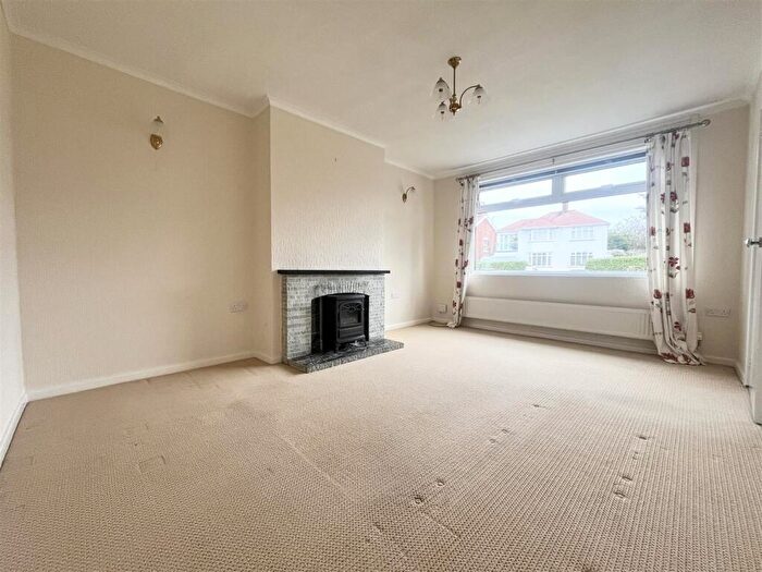 2 Bedroom Semi-Detached Bungalow For Sale In Hind Heath Road, Sandbach, CW11