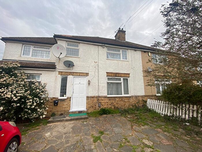 Studio To Rent In Nelson Road, Stanmore, Greater London, HA7