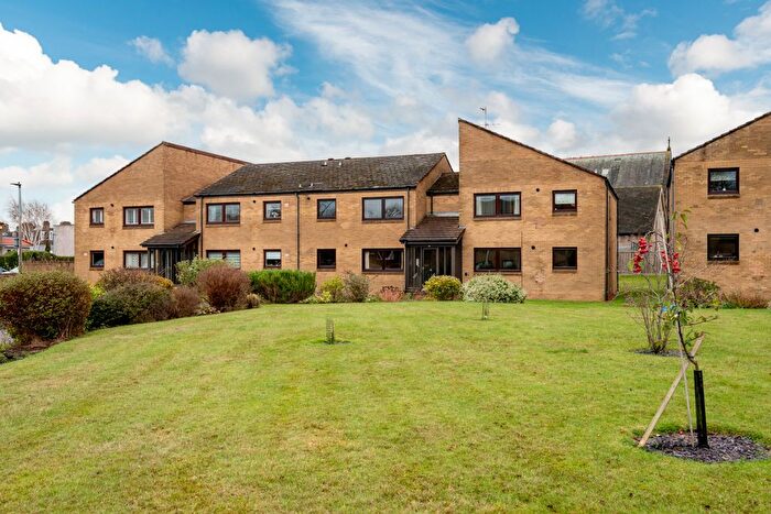 2 Bedroom Flat For Sale In / Clark Place, Edinburgh, EH5