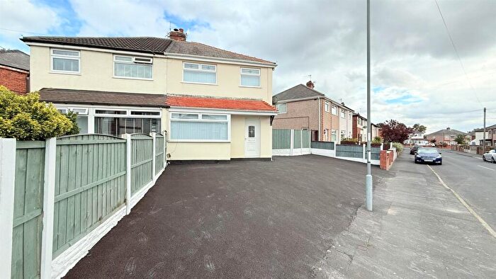 3 Bedroom House To Rent In Willow Grove, Prescot, L35