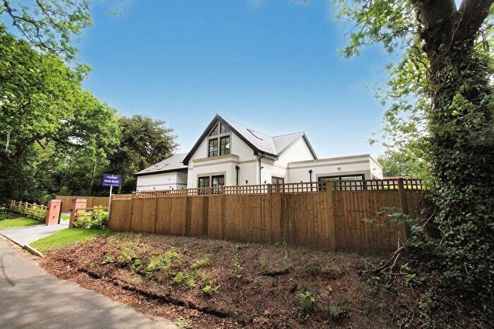 4 Bedroom Detached House For Sale In Cann Lane South, Appleton, WA4