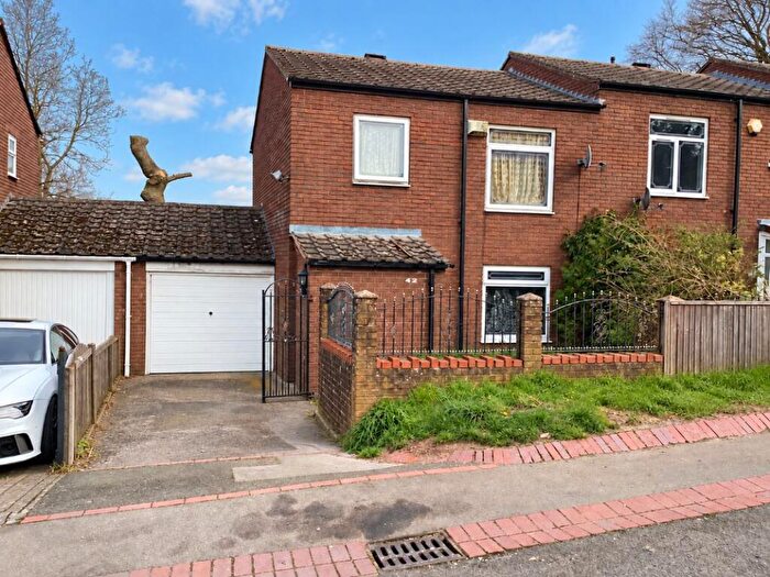 3 Bedroom End Of Terrace House For Sale In Wide Acres, Rednal, Birmingham, B45