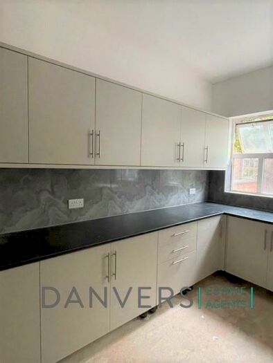 9 Bedroom Terraced House To Rent In Ashleigh Road, Leicester, LE3