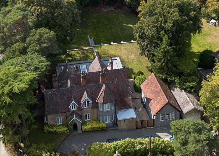 5 Bedroom Detached House To Rent In Huntsman Lane, Wrotham Heath, Sevenoaks, Kent, TN15