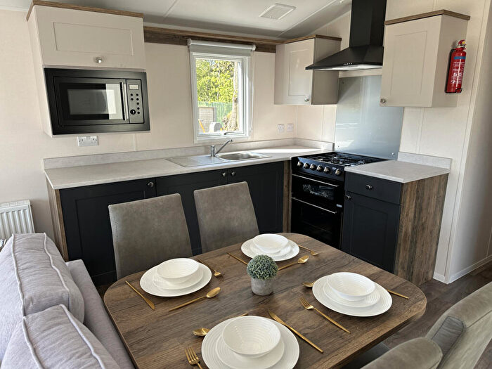 2 Bedroom Park Home For Sale In The Oaks Holiday Park, Chapel Road, Bucklesham, IP10