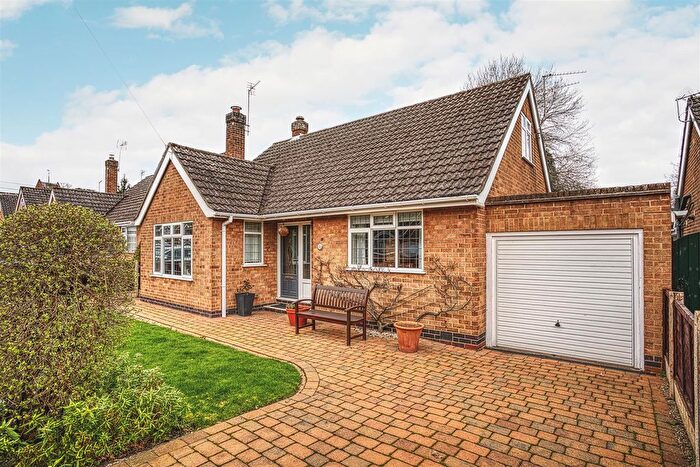 3 Bedroom Detached Bungalow For Sale In Shirley Park, Aston-On-Trent, Derby, DE72
