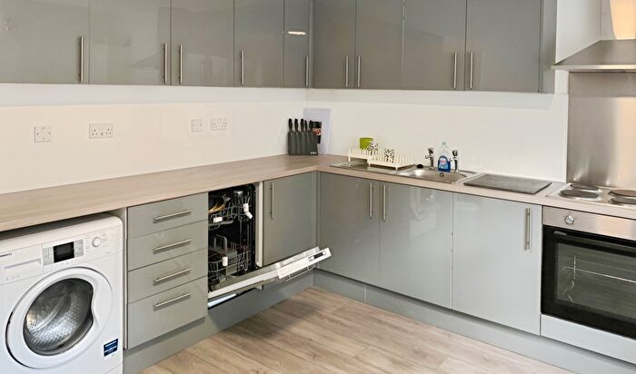 1 Bedroom Terraced House To Rent In Denison Street, NG7