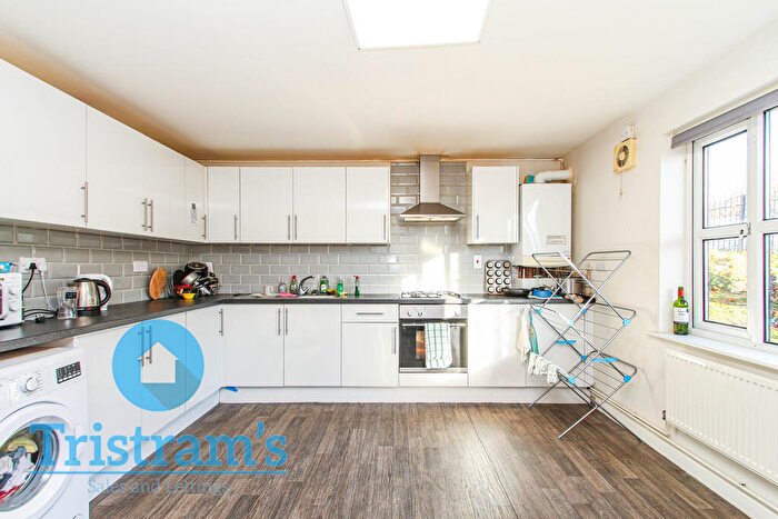 1 Bedroom Apartment To Rent In Denison Street, Radford, NG7