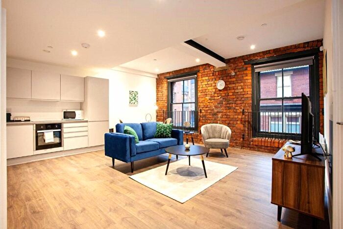 1 Bedroom Apartment To Rent In Printing Press House, School Street, Manchester, Greater Manchester, M4