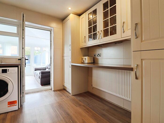2 Bedroom Semi-Detached House For Sale In Bramble Avenue, Barry, CF62