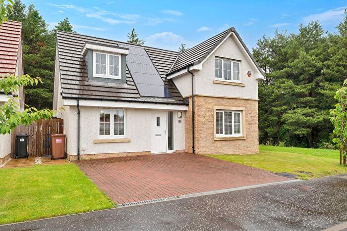 3 Bedroom Detached House For Sale In Caldercruix Crescent, Livingston, EH54