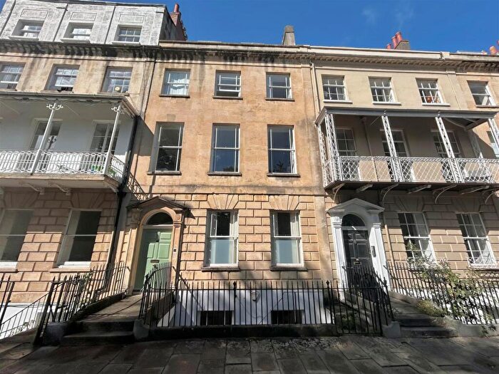 2 Bedroom Apartment For Sale In West Mall, Bristol, BS8