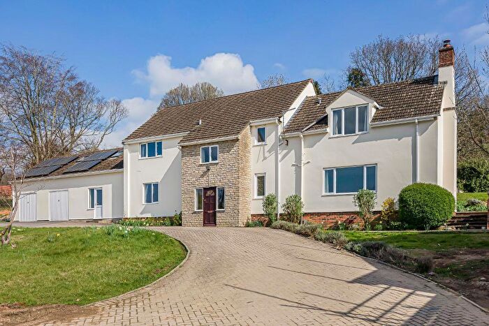 6 Bedroom Detached House For Sale In Wick Lane, Stinchcombe, Dursley, GL11