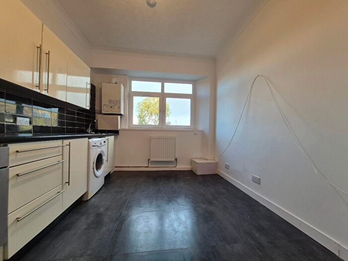 1 Bedroom Flat To Rent In Nelson Street, Largs, North Ayrshire, KA30