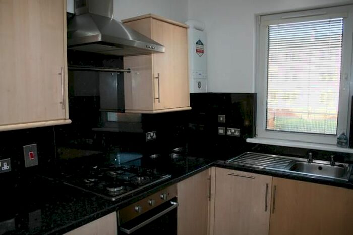 2 Bedroom Flat To Rent In Strathmore Street, Dundee DD3