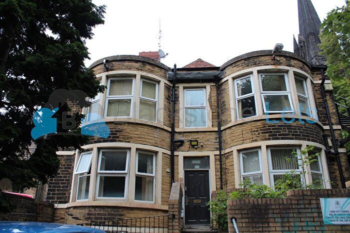 Block Of Flats To Rent In St Michaels Lane, Leeds, LS6