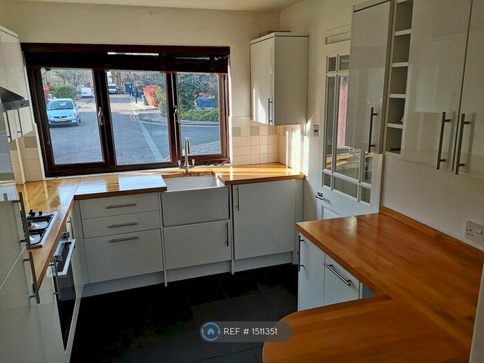 2 Bedroom Terraced House To Rent In Jefferson Close, Northfields, W13