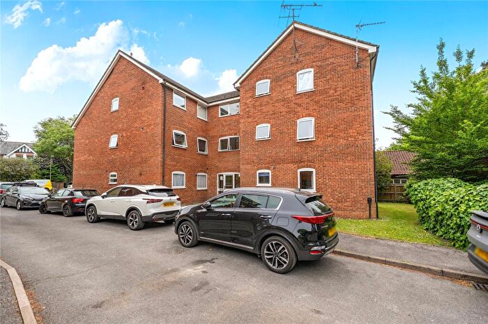 1 Bedroom Apartment To Rent In Gordon Court, Gordon Road, Camberley, Surrey, GU15