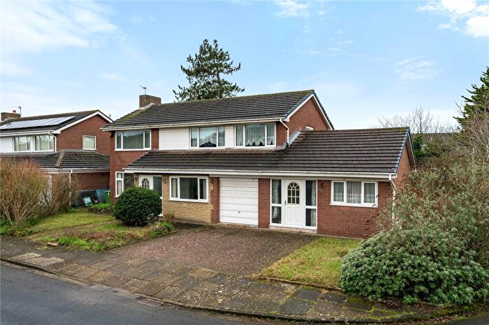 4 Bedroom Detached House For Sale In Broadway Close, Southport, Merseyside, PR8