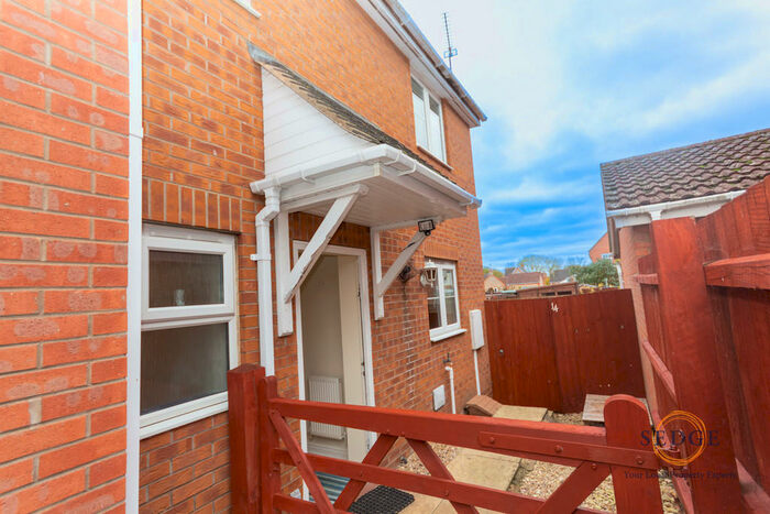 2 Bedroom Semi-Detached House To Rent In Heron Way, Spalding, PE11