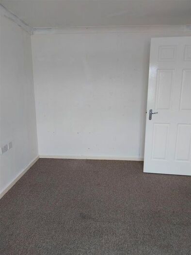 1 Bedroom Flat To Rent In Flat James Hall Court, Smallbrook Gardens, Ross-On-Wye, HR9