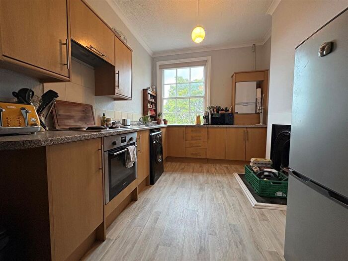2 Bedroom Flat To Rent In Blossom Street, York, YO24