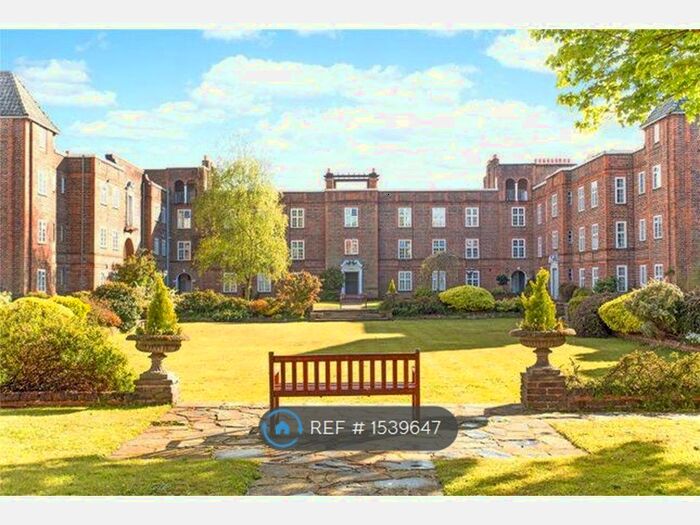 1 Bedroom Flat To Rent In St. Andrews Square, Surbiton, KT6