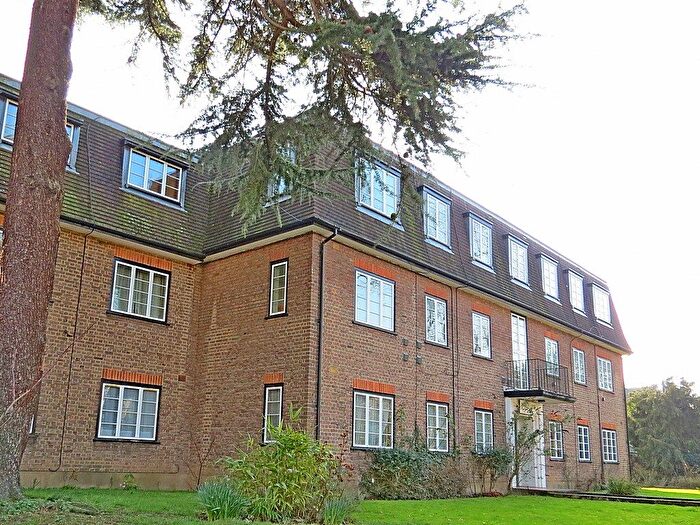 2 Bedroom Flat To Rent In Church Road, Isleworth, TW7