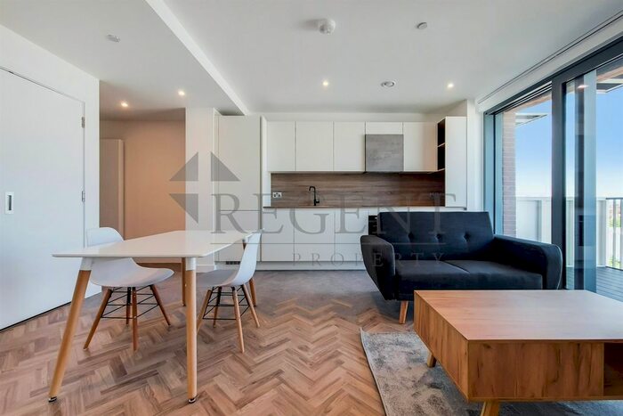 1 Bedroom Flat To Rent In Skyline Apartments, Makers Yard, E3