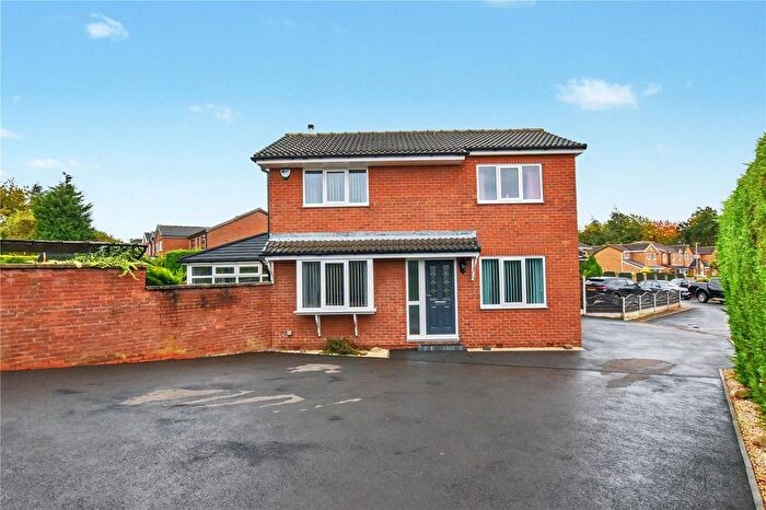 3 Bedroom Detached House For Sale In Rembrandt Avenue, Tingley, Wakefield, West Yorkshire, WF3