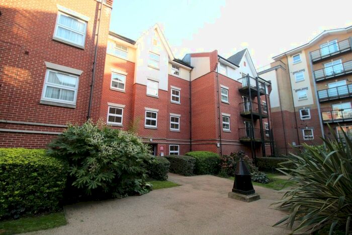 2 Bedroom Flat To Rent In Chandlers Court Briton Street, Southampton, SO14