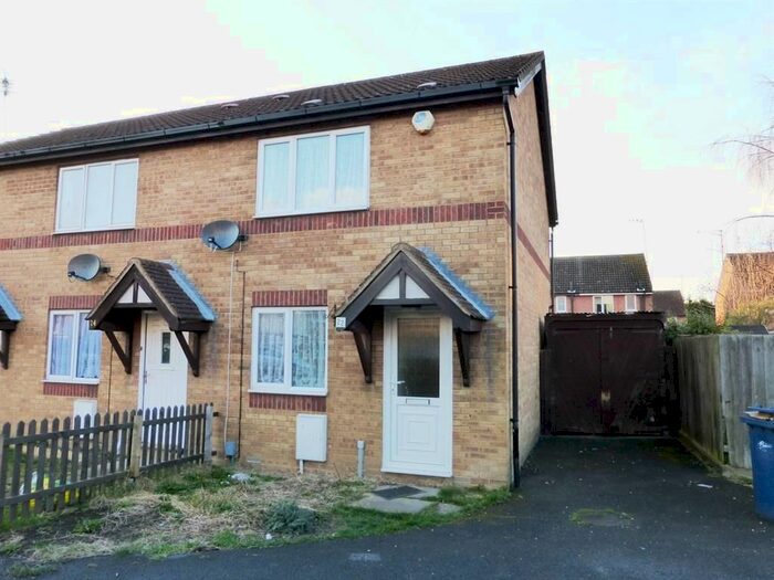 2 Bedroom Semi-Detached House To Rent In Prins Avenue, Wisbech, PE13