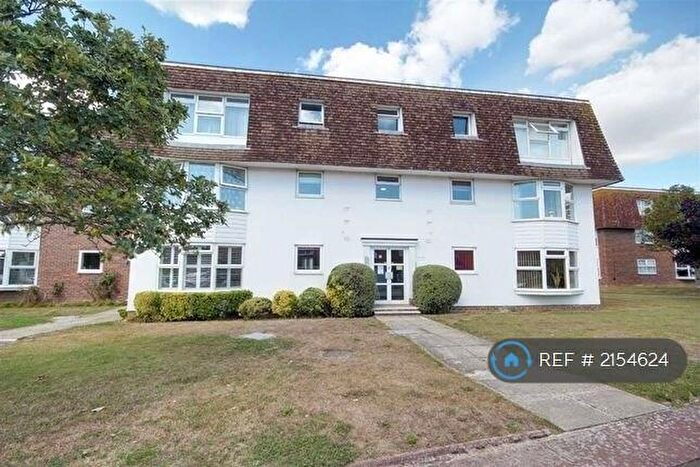 2 Bedroom Flat To Rent In Greystone Avenue, Worthing, BN13