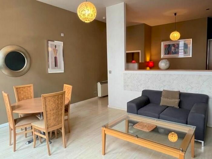 1 Bedroom Flat To Rent In Central Road, Leeds, West Yorkshire, Uk, LS1