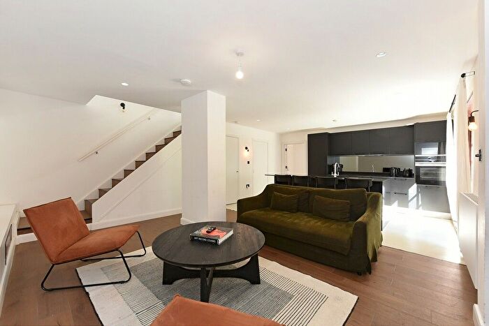 3 Bedroom Property To Rent In Macroom Road, Maida Vale, W9