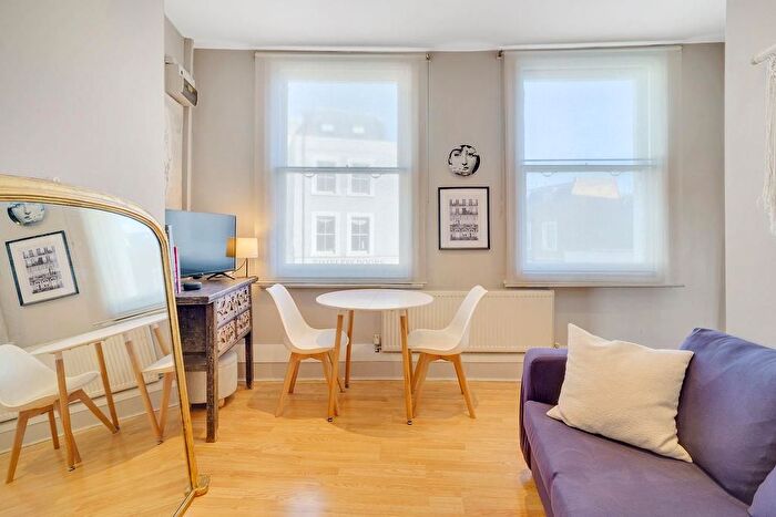 1 Bedroom Flat For Sale In New King's Road, London, SW6