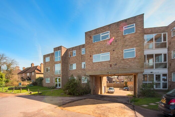 1 Bedroom Flat To Rent In Church Lane, Mill End, Rickmansworth, WD3