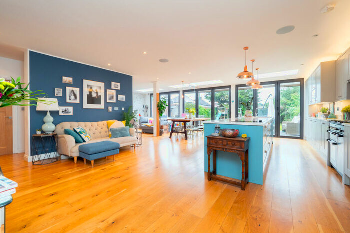 5 Bedroom Detached House To Rent In Beddington Gardens, Carshalton, SM5