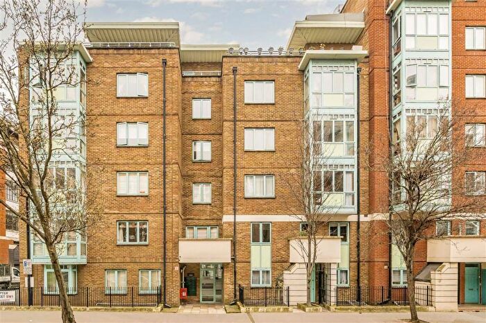 2 Bedroom Flat For Sale In Chapter Street, Westminster, SW1P