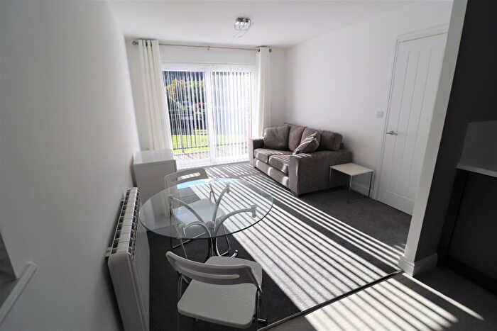 1 Bedroom Flat For Sale In Heol Gruffydd, Rhydyfelin, Pontypridd, CF37