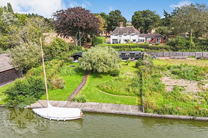 5 Bedroom Detached House For Sale In Fleet Lane, South Walsham, Norwich, NR13