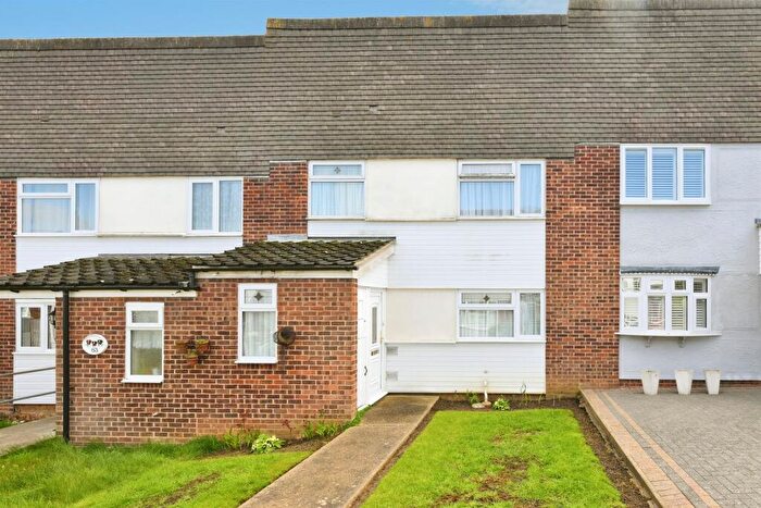 3 Bedroom Terraced House For Sale In Little Cattins, Harlow, CM19