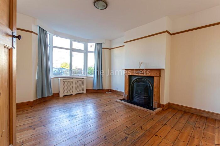 4 Bedroom End Of Terrace House To Rent In Marmion Road, Hove, BN3
