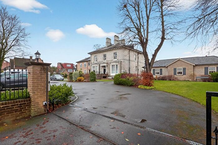 2 Bedroom Flat For Sale In Fulford Chase, York, YO10