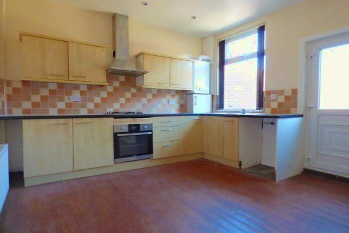 2 Bedroom Property To Rent In Aspinall Street, Heywood, OL10