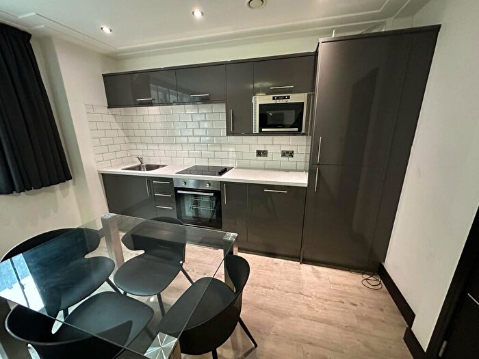 2 Bedroom Apartment To Rent In North House, North John Street, L2